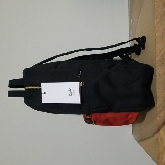 NEW! Herschel Nova Mid-Volume Zip Backpack NWT - Picture 4 of 15